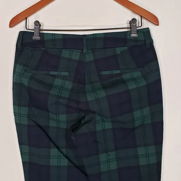 Old Navy NWT Green Plaid High-Rise Pixie Pants Women's Size 8  Never Fade - Picture 7 of 9